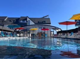 Logis Hotels Aquilon Saint-Nazaire, хотел в Сен-Назар