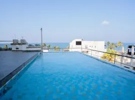 Crystal Sand Mount Lavinia