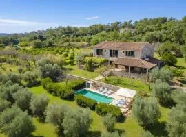 Can Llobera D'Ullaró