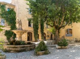 Auberge du Presbytère, hotel v mestu Saignon