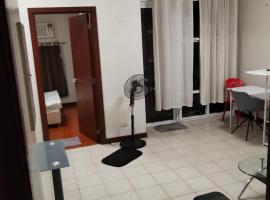 Paseo de Roces Condominium, khách sạn ở Manila