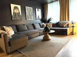 M-Stay Klassische 3-Zimmer-Wohnung, Zentrale Lage, 24h Self-Check-In, NN 404