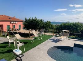 Casa Vacanze immersa tra le colline, appartamento, vicinissima al mare e con nuova piscina, hotel i Senigallia