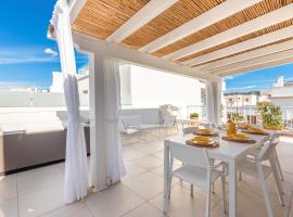 Penthouse Leukos + Jacuzzi by Salento Prime, hotel a Leuca