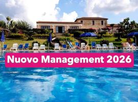 Villaggio Club Dolomiti Sul Mare, khách sạn ở Pannaconi