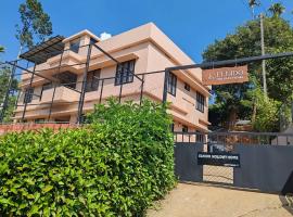 Elnido Holiday Home, Hotel in Meppādi