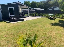 Ferienhaus Auszeit am Gülser Moselbogen 20 in Koblenz, Hotel in Koblenz