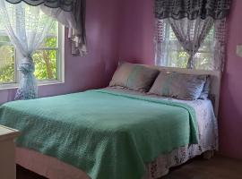 Mountain and Sea View, hotelli kohteessa Newton Ground