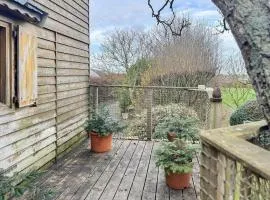 Gorgeous Apartment In Gommenech