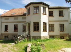 Gutshaus Buberow - Seminarhaus - Gruppenunterkunft, hotel v mestu Gransee