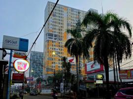 Grand Icon Caman Studio next to Ibis Style Jatibening Bekasi: Bekasi şehrinde bir otel
