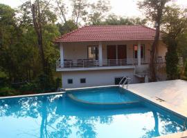 Aranya Cottage Coorg, Hotel in Suntikoppa