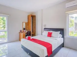 RedDoorz Plus Syariah @ Raya Nginden 2