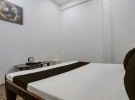 SPOT ON by OYO S.M. HOTEL, hotel i Ghoghāpur