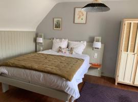 Les Chambres de la Chapelle, hotel Crozonban