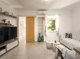 Casa Nadia by Briskva