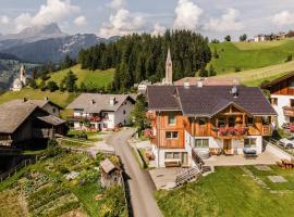 Apartments Rit, hotelli kohteessa La Valle