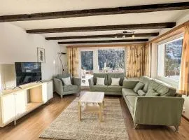 Apartment Chalet Waldrand-2 by Interhome