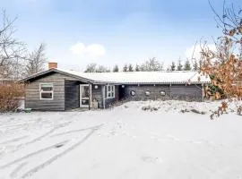 Holiday Home Antti - from the sea by Interhome