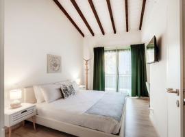 Florida Ascona Rooms by Quokka 360 - Between the Lake and the City, hotel v destinácii Ascona