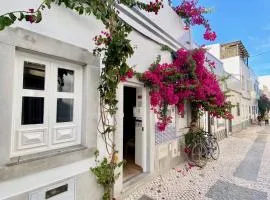 Zenit Olhao baixa one bedroom house sea side view