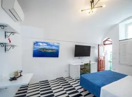 Le Tre Sirene, Luminoso Monolocale ad Atrani