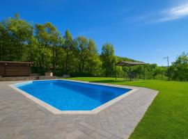 Holiday Home A L'Oasi del Poggio by Interhome, hotel u gradu Subbiano