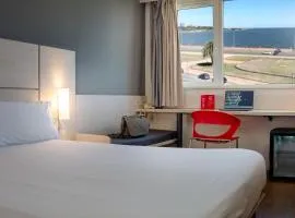 ibis Montevideo Rambla