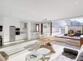 Holiday Home Artistic by Interhome