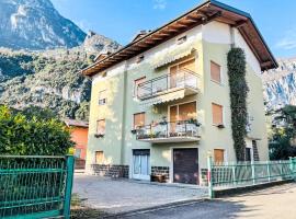 Apartment Ca dei Noni by Interhome โรงแรมในริวาเดลการ์ดา