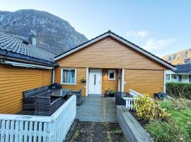 Holiday Home Høyanger Panorama by Interhome, hotel en Høyanger