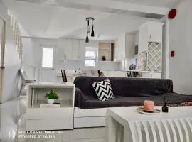 Rhenville transient house in Vigan City with fast Wifi