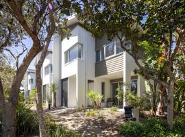 Magenta Coastal Oasis 1501, hotel a Magenta