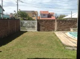 casa beira mar piscina acomada12 pessoas