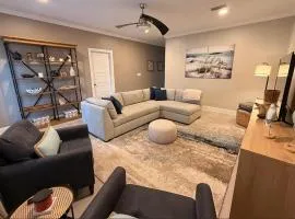 Luxury Suite-Community Pool-Minutes From Beach