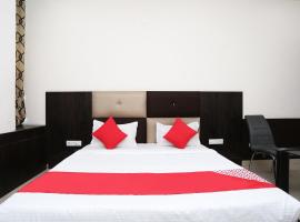 OYO Townhouse 918 Mehak Garden、Sirsaのホテル