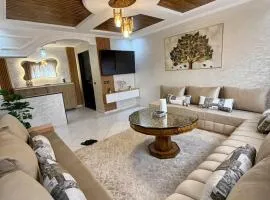 New luxury and comfortable 4-bed apartment