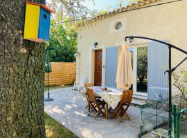 Gite Saint-Alban: Valréas şehrinde bir otel