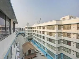 Townhouse Royal Palms Shared Serviced Apartment