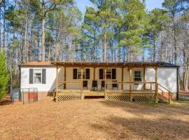 Coastal Retreat Near Camp Lejeune, Dogs Welcome!