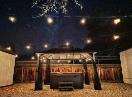 Sun & Snow Bungalow Remodeled Hot Tub W&D