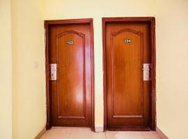 Hotel O by OYO Angad Continental, hotel a Shāhpur