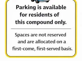 T8 Apartment in Old Town