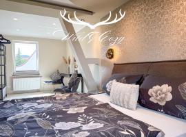 Viesnīca WILD&COZY Ferienhaus mit luxuriöser Küche & Garage pilsētā Blankenburga