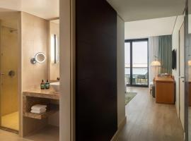 Yas Plaza Mangroves by IHG, hotelli kohteessa Abu Dhabi