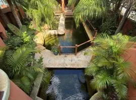 Casa Cascada Bed and Breakfast, Downtown DeLand, FL