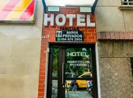 Hotel Familiar