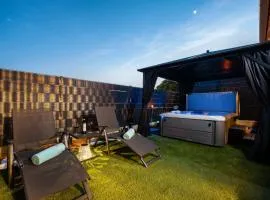 House Cute house with jacuzzi