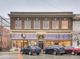 Great for Skiing and Biking! Cozy Dtwn Wallace Condo, hotel en Wallace