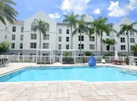 Montreal Suites Orlando by IHG